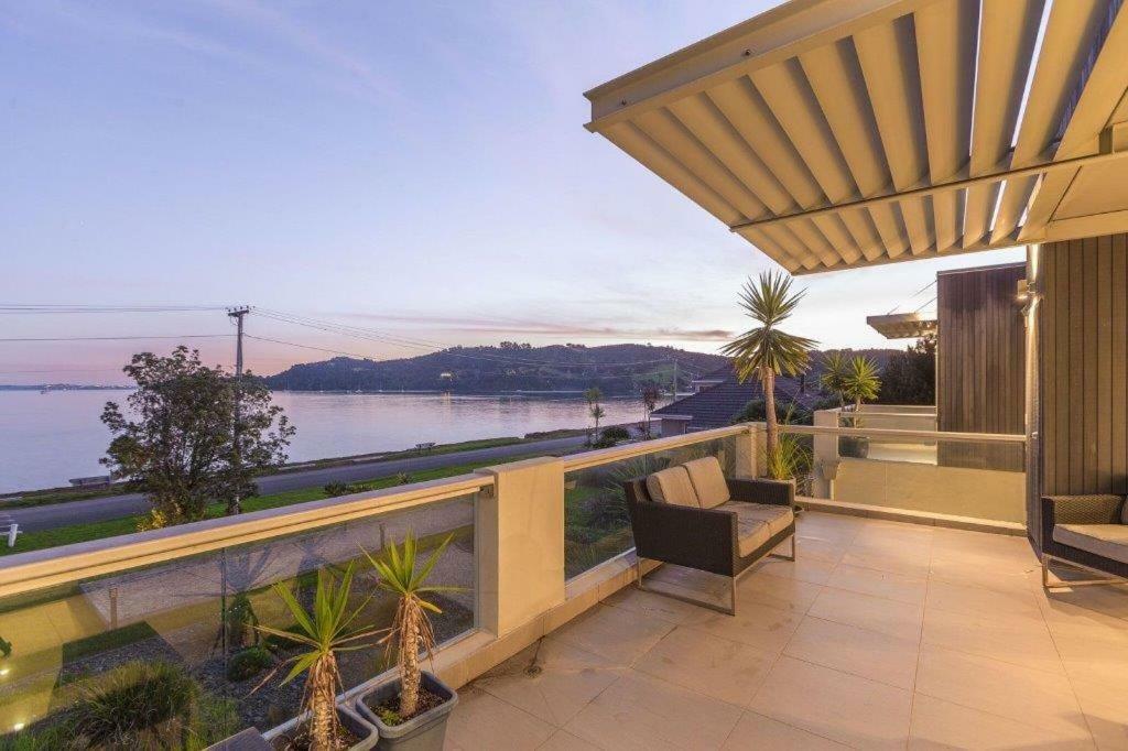 Waiheke Waterfront Lodge Oneroa Exterior foto
